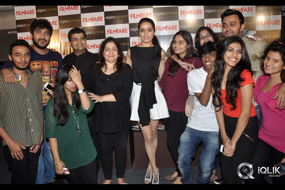 Shraddha-Kapoor-at-The-Filmfare-Magazine-Cover-Launch